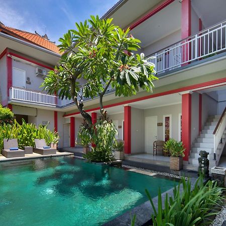 Angkul Angkul Beach Inn Kuta By Kamara Екстер'єр фото