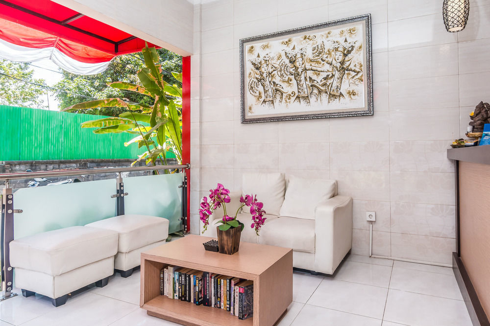 Angkul Angkul Beach Inn Kuta By Kamara Екстер'єр фото